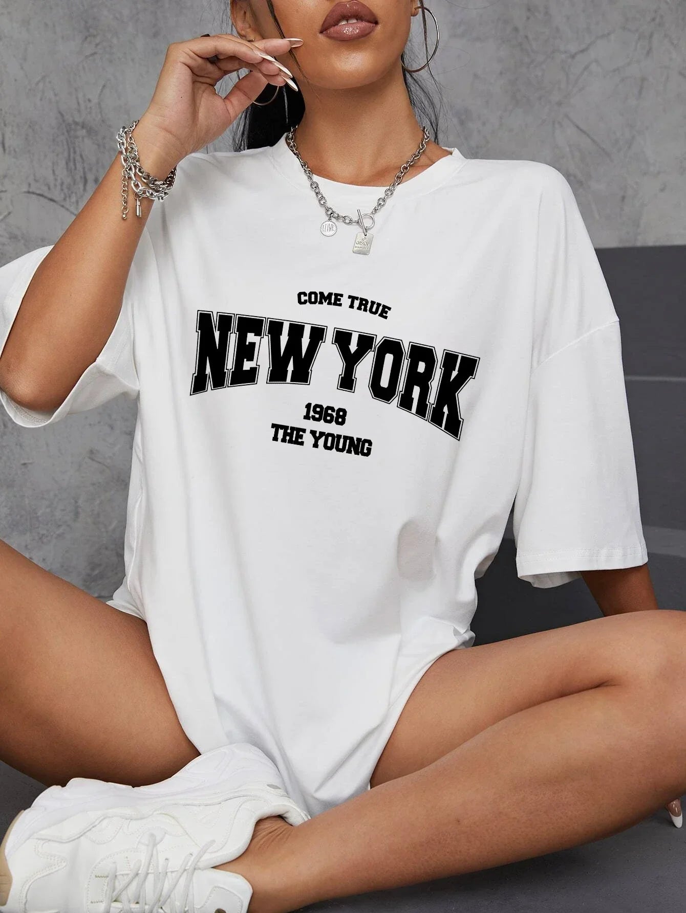 1968 New York Oversized Women’s T-Shirt – Casual Street Style    FREE SHIPPING WORLDWIDE